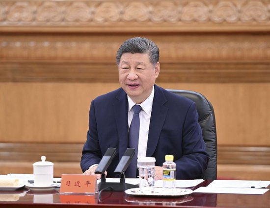 4月10日上午，中共中央总书记习近平在北京会见郑丽文主席率领的中国国民党访问团。新华社记者 谢环驰 摄