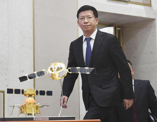 　　2020年12月17日下午，北京，国务院新闻办公室举行新闻发布会，介绍探月工程嫦娥五号任务有关情况并答记者问。国家航天局副局长、探月工程副总指挥吴艳华出席。人民视觉 图