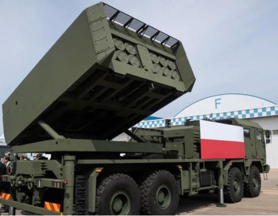 波兰从韩国引进的“天舞”大口径火箭炮。