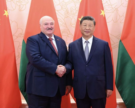 8月31日上午，国家主席习近平在天津迎宾馆会见来华出席2025年上海合作组织峰会和纪念中国人民抗日战争暨世界反法西斯战争胜利80周年活动的白俄罗斯总统卢卡申科。新华社记者 谢环驰 摄