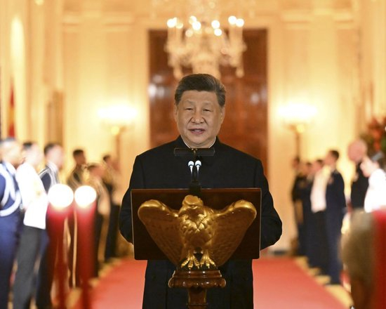 当地时间9月24日晚，美国总统特朗普和夫人梅拉尼娅为中国国家主席习近平和夫人彭丽媛在白宫举行欢迎国宴。这是习近平致辞。新华社记者 谢环驰 摄