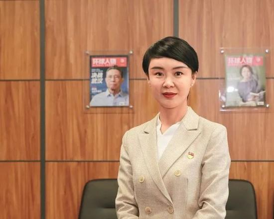  2021年4月23日，贺娇龙来到北京。（本刊记者 侯欣颖 / 摄）