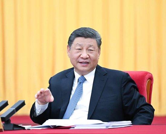 △2025年3月6日,习近平总书记看望参加全国政协十四届三次会议的民盟、民进、教育界委员,并参加联组会,听取意见和建议。