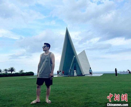 图为台湾青年、闹热商行主理人江承晋(Paul)。 受访者供图
