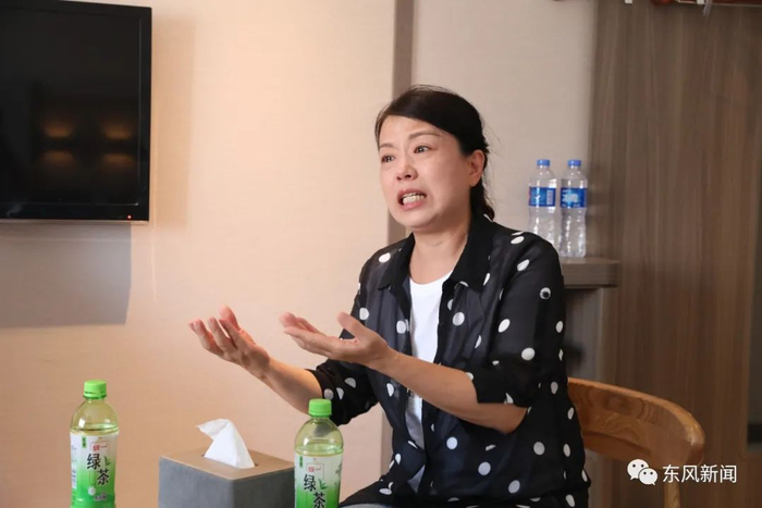 9月17日，姚策养母许女士接受河南青年时报记者采访 河南青年时报资料图