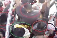 公交车厢内6人联手偷手机 司机停车怒斥