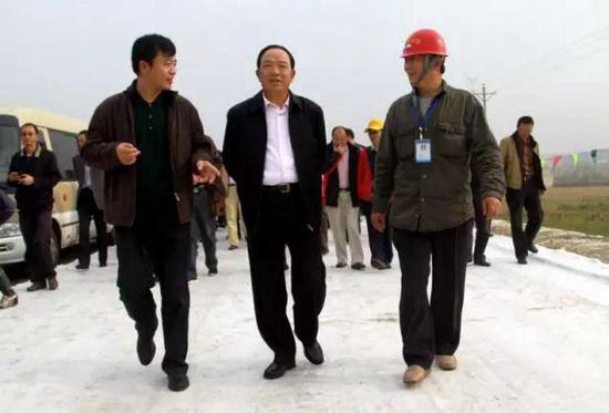 ▲杨光成调任云南省交通厅长，虽不满意，却可接受