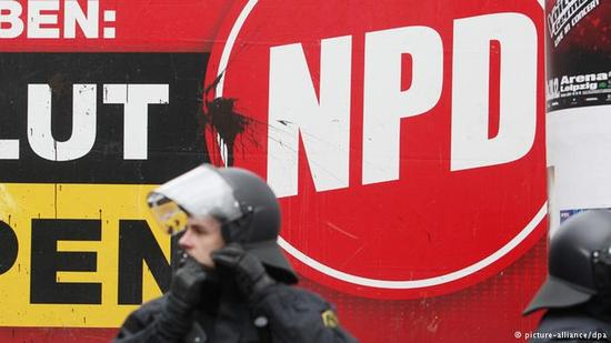 2013年11月国家民主党在莱比锡举行示威活动