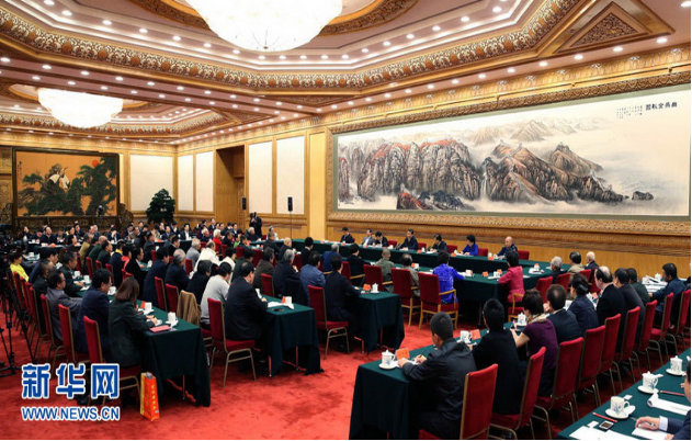 2014年10月15日，习近平在北京主持召开文艺工作座谈会并发表重要讲话。 新华社记者 庞兴雷 摄