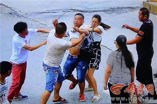 事发现场一片混乱