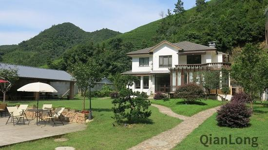 张伟明工作的莫干山民宿岚舍。千龙网记者 张嘉玉摄