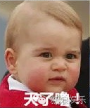 但其实wuli小乔治表情那么丰富绝壁不是没有原因的，因为他有一个随时随地都是一副惊讶表情的爸爸