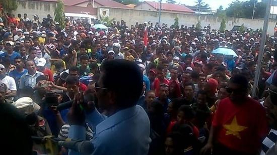 东帝汶民众在澳大利亚使馆前抗议