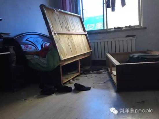 李绪义在家中的床下被警方抓获。新京报记者刘子珩 摄