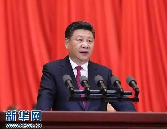 　　图为：2016年7月1日，庆祝中国共产党成立95周年大会在北京人民大会堂隆重举行。中共中央总书记、国家主席、中央军委主席习近平在大会上发表重要讲话。