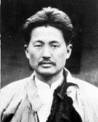 方志敏（1899-1935），男，汉族，江西省弋阳县人，中共党员。