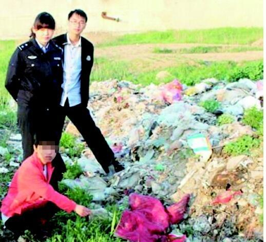 犯罪嫌疑人指认红色外套丢弃现场。图均由警方提供