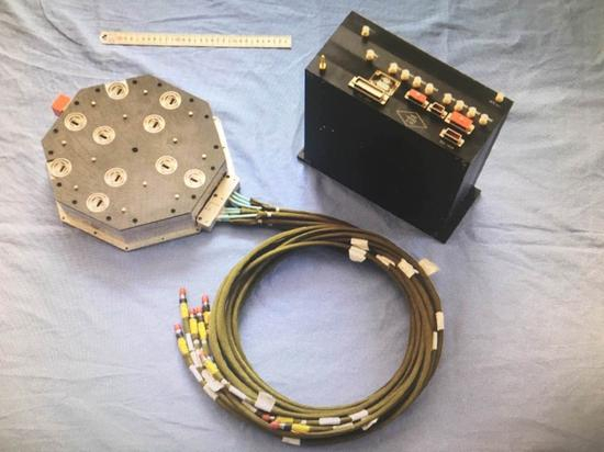 装备在“神舟十一号”上的微波雷达产品