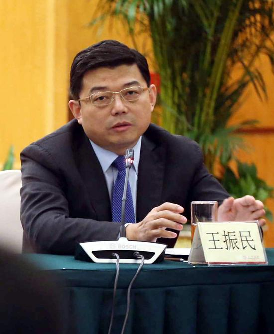 中联办法律部部长王振民9日在全国港澳研究会上发言 大公报图