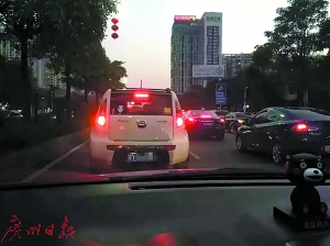 　恐怖面具照片，来源南海公安。