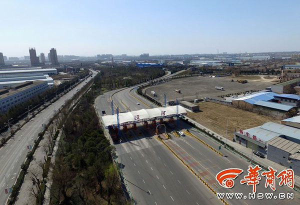 2017年3月1日，西安城北，俯视西铜一级公路泾河出口。