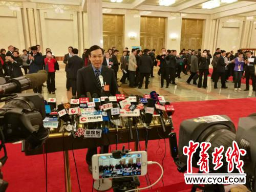 食药监总局局长毕井泉 中国青年报·中青在线记者 白皓/摄