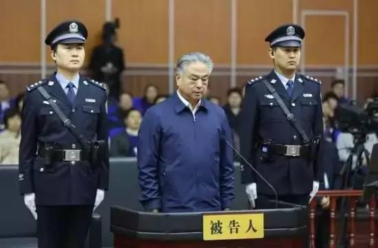 ▲武长顺受审