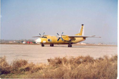 　　1970年12月25日，运7飞机首飞成功