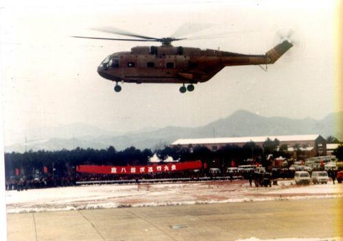 　　1985年12月11日，直8首飞成功