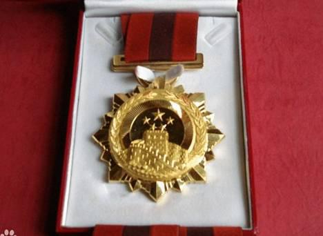 两弹一星功勋奖章