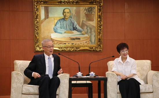 洪秀柱与吴敦义会面