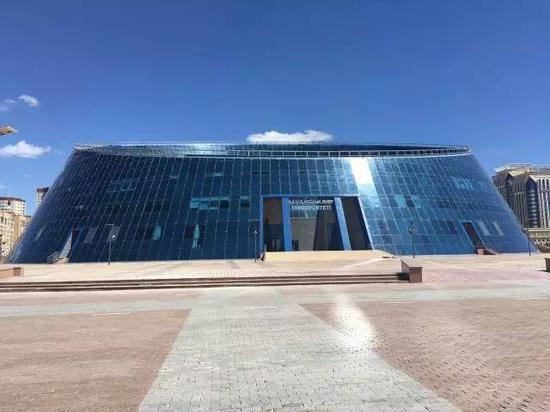 　　这是你们的偶像迪玛希毕业的大学——哈萨克斯坦国立艺术大学