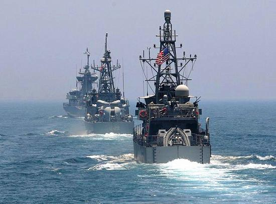  6月16日，卡塔尔与美国联合军演在波斯湾水域举行。（新华/路透）&nbsp;