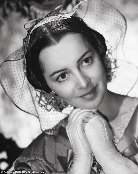 年轻时的奥利维亚