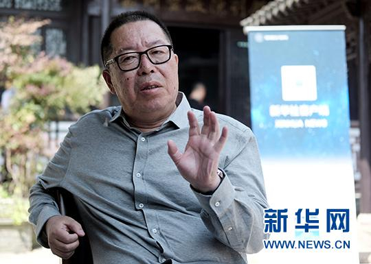 全国政协委员、编剧高满堂接受新华社记者专访。新华社记者 孟菁摄