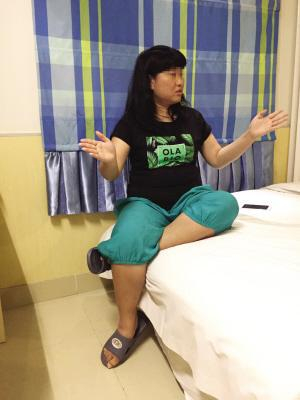 马斐然接受记者采访。