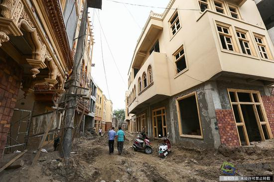 墨玉县老城在施工改造（7月8日摄&nbsp;图片来源：tuku.qianlong.com）。千龙网记者&nbsp;许珠珠摄