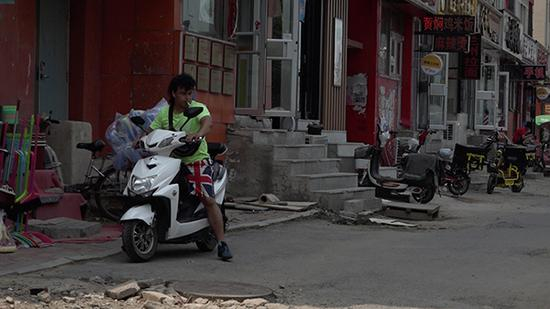 赵金龙居住的营盘小区街道。&nbsp;