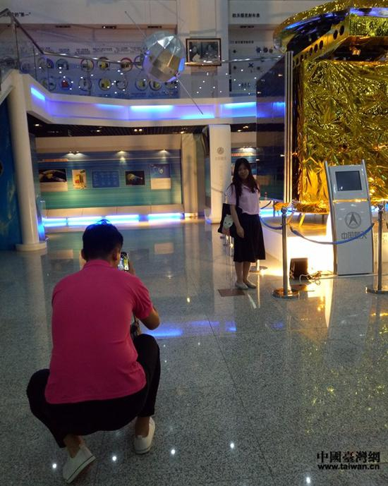  合影留念（中国台湾网&nbsp;黄露佳&nbsp;摄）