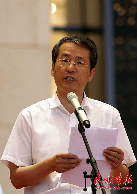 北京市政府副秘书长尹培彦在开幕式上致辞