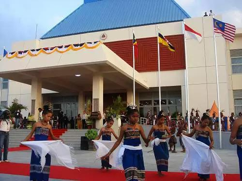 中国援建的东帝汶总统府办公大楼正式启用仪式 图片来源：外交部网站