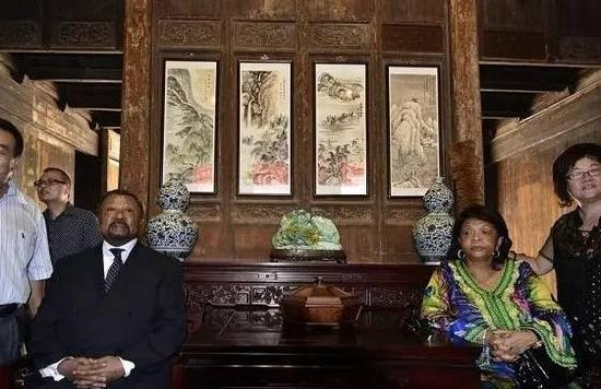 推动中韩建交的韩国前总统卢泰愚身上也流着那么一丢丢华人血统。