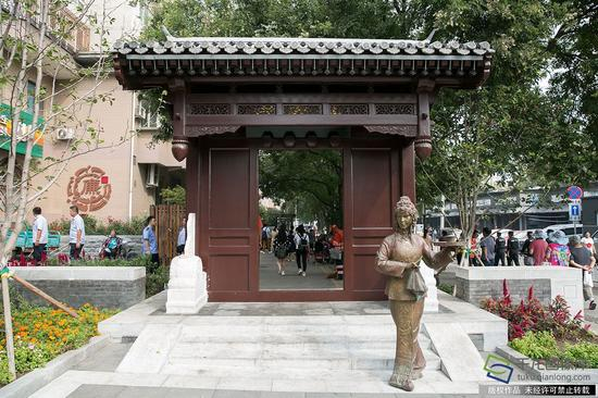 　　9月14日，整治一新的北京市西城区椿树街道东椿树胡同（图片来源：tuku.qianlong.com）。千龙网记者 万小军摄