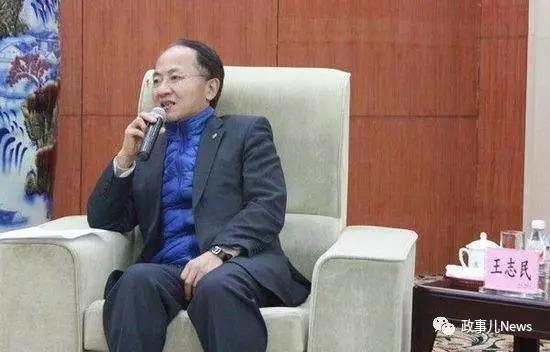 “政事儿”（微信ID：xjbzse）注意到，张晓明、王志民都有丰富的港澳工作经验。