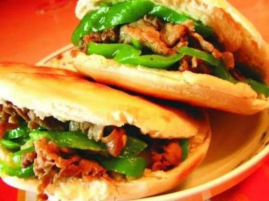 每年能卖掉超过十四万个的肉夹馍。