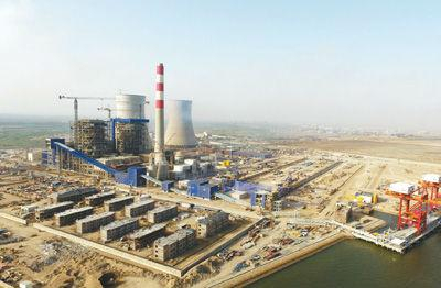 建设中的卡西姆电站。