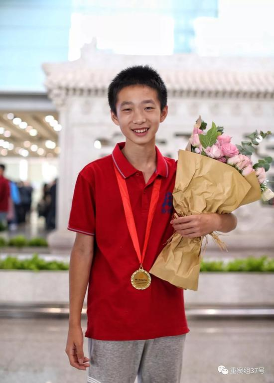 ▲13岁的“数独少年”胡宇轩。&nbsp;&nbsp;&nbsp;&nbsp;新京报记者 王飞 摄