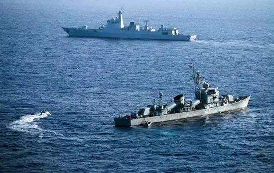 ▲资料图片：2016年5月，中国南海舰队进行军事演习。