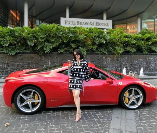 ▲许静在微博发布的照片 图据其微博