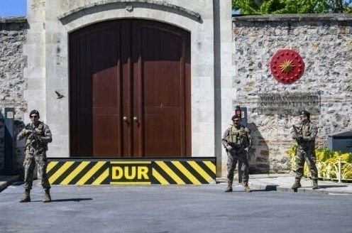 　△会谈举办地，土耳其伊斯坦布尔多尔玛巴赫切宫总统府